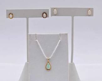 718  14k Gold and Opal Pendant  Earrings, 2.7g 