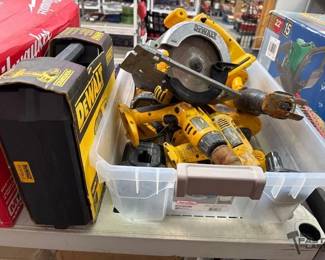 2194  DeWalt Tools 