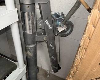 2574  Hitch Engine Hoist 