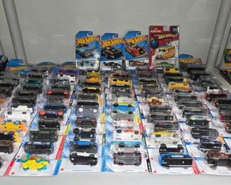2420  97 Hot Wheel Die Cast Cars 