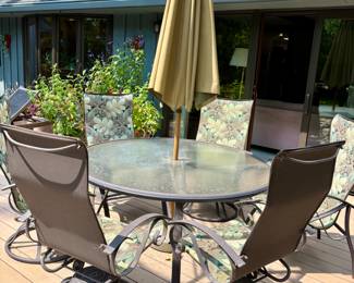 Homecrest 60" round glass top dining table, 7' umbrella, 6 chairs