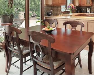 Pottery Barn Napoleon Table and 6 chairs