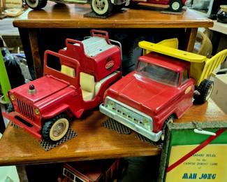 Much antiques, primitives and collectibles!! Vintage toys, dolls and games