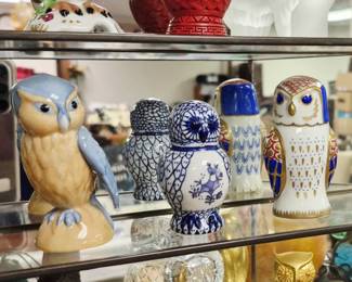 Vintage owl collectibles.