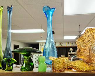 Large selection of glassware