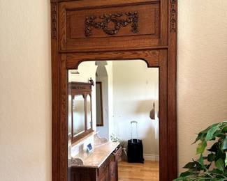 Mirror from set