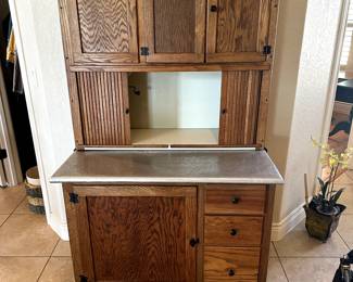 Bakers Cabinet