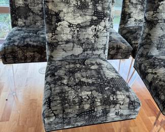 6 Designmaster "Electra" dining chairs - comfortable!
