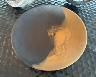 Martha Sturdy resin platter 15.5" 
