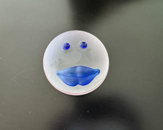 Smiley Face paperweight by Borowski Studio