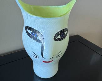 Kosta Boda "Open Minds" vase 8" 