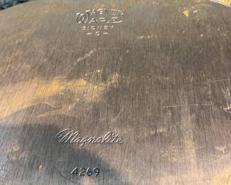 Large Wanger Ware Magnalite roaster - good condition!