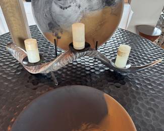 Horn triple candleholder 30" long