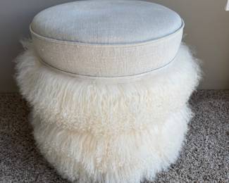 Cecil Pouf   18"h x 19" diameter 
