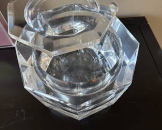 Alessandro Abruzzi  large chunky octagonal Lucite ice bucket  7.5"h x 10" diameter