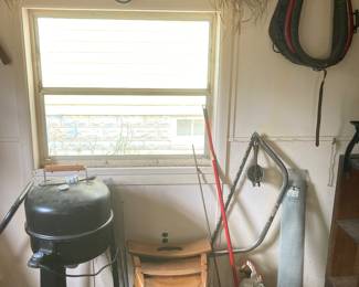 Electric grill and horse collar