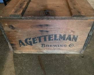 Rare A Gettelman brewing crate in nice condition