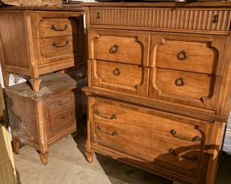Vintage Dresser and Nightstands