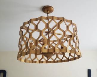 Light fixture