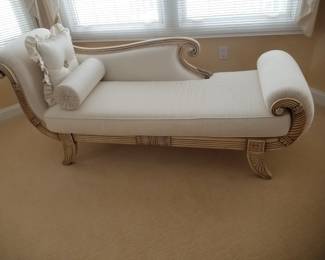Chaise detail