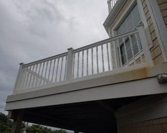 Vinyl railing