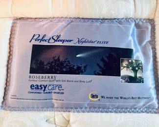 Plush Serta Perfect Sleeper Nightstar Elite, "Roseberry" Contour Comfort Quilt with Silk Blend and Body Loft Pillow Top King-Sized Mattress.