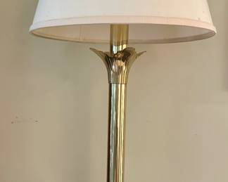 Beautiful Stiffel Mid Century Modern Brass "Tulip" Lamp Circa 1960's. (23")