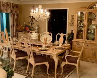 Bernhardt “Pickled Oak” Dining Table with Two 18” Leaf Sections. W74” x H28” x D47”.  The Set Includes Six Upholstered Chairs and Two Arm Chairs.