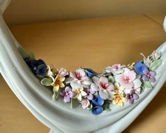 Up Close View of the Lladro 6579 Porcelain Crafted Flowers.