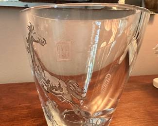Stunning Vintage Chinese Etched Peking Bowl with Horse, Mountains & Chinese Etched Characters.
