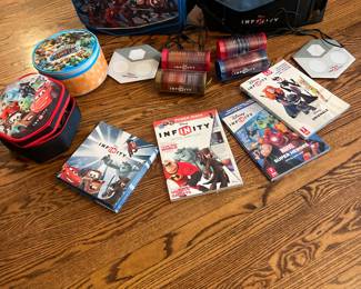 Nintendo Wii U - Disney Infinity Mega Bundle