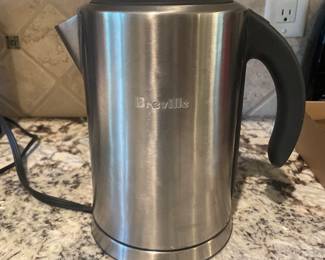 Breville Ikon Cordfree Kettle