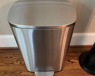 Stainless Steal Trashcan