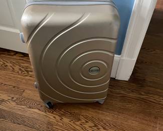 Hardshell Rolling Luggage
