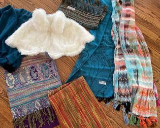 Pashmina, Scarfs and Wraps