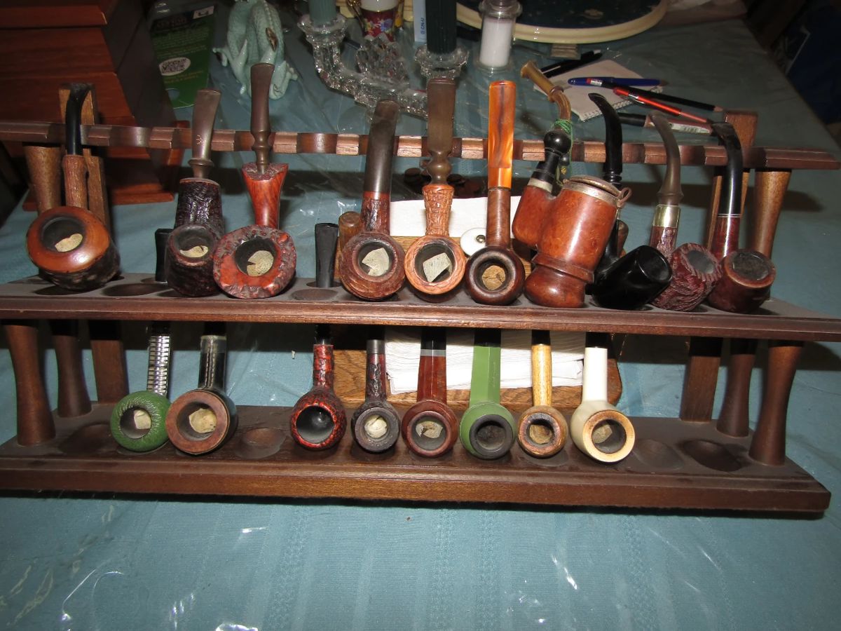 vintage smoking pipes & stand