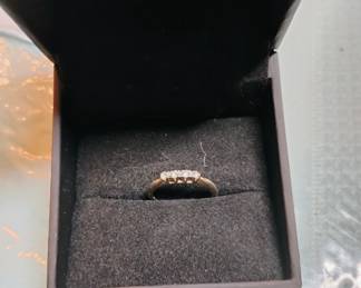 gold ring