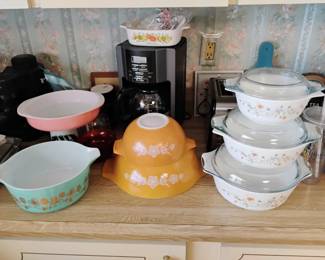 Proto type Pyrex (blue one(?) -clover pattern) and other Pyrex bowls