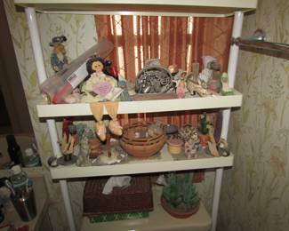 knick knacks