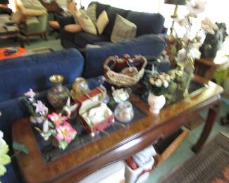 vases, flower statues, side table