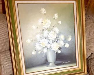 Beautiful painting and frame. Needs frame clips to hold canvas