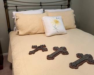 Pale yellow comforter set with 4 pillows and quilted dust ruffle.