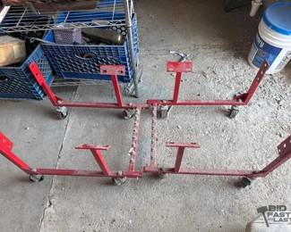 9022 2 Rolling Engine Stands
