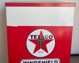 1970 Texaco Windshield service container