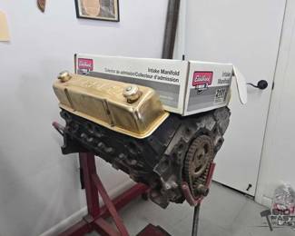 1655 Intake Manifold Engine with Stand