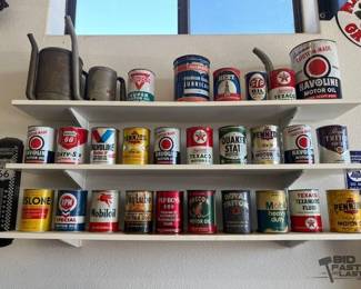 1905 28 Oil Cans