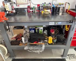 1250 Steel Top Work Bench with Vice and Grinder