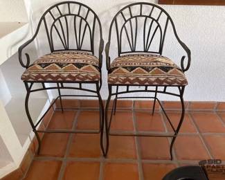 6240 2 Chairs