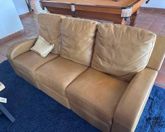 6260 Leather Couch