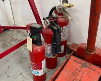 1715 3 Fire Extinguisher